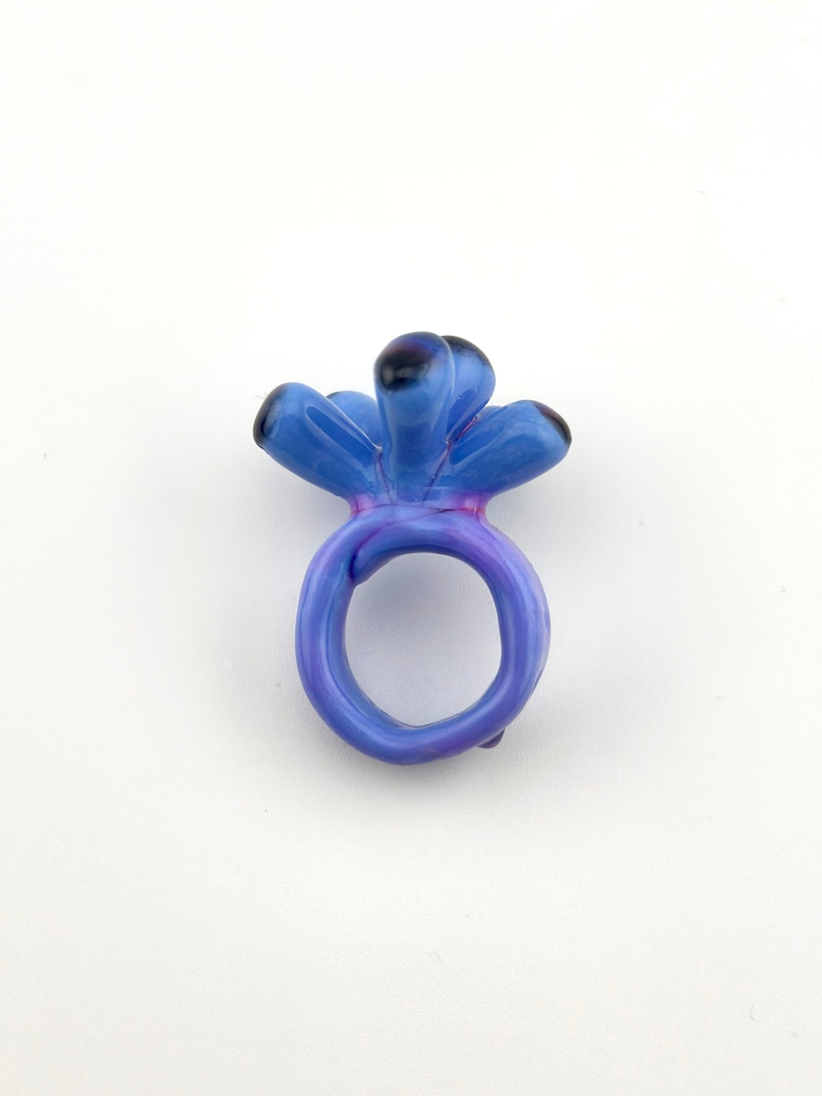 Anillo Pompón ojo de gato azul